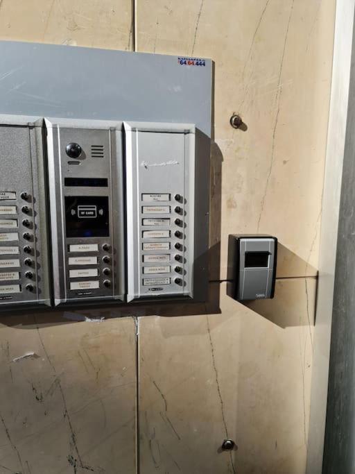 Καλινοβου 1 Κευελπιδων Πεδιον Αρεωσ Apartment เอเธนส์ ภายนอก รูปภาพ